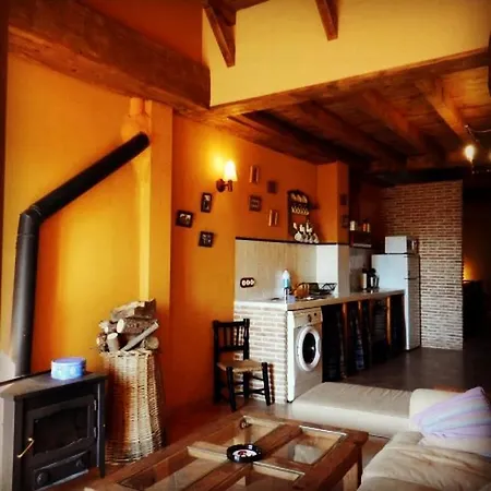 Casa Rebollares Iibis Piedralaves